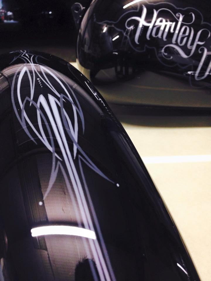 Motorcycle  Pinstriping by Hand